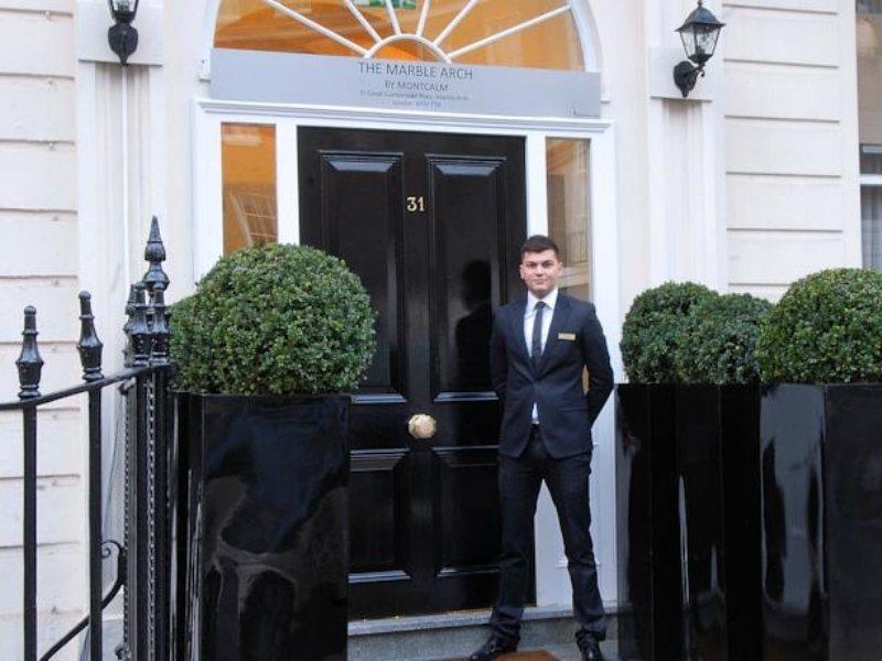 Park Grand Mayfair London Exterior photo The entrance to The Wallace Collection